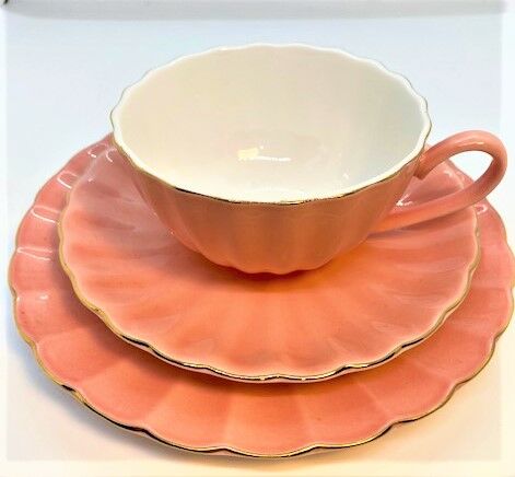 Apricot Shell cup, saucer and plate/trio