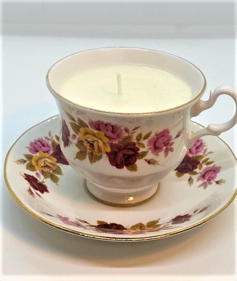 Soy candle in fine bone English china